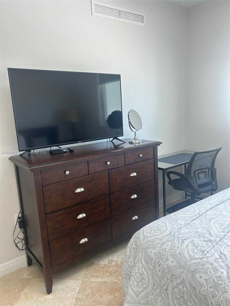 Small Image of 1745 EAST HALLANDALE BEACH BLVD #2005W, Hallandale Beach Number 21