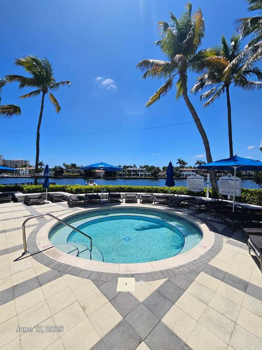 Small Image of 21050 POINT PL #501, Aventura Number 35