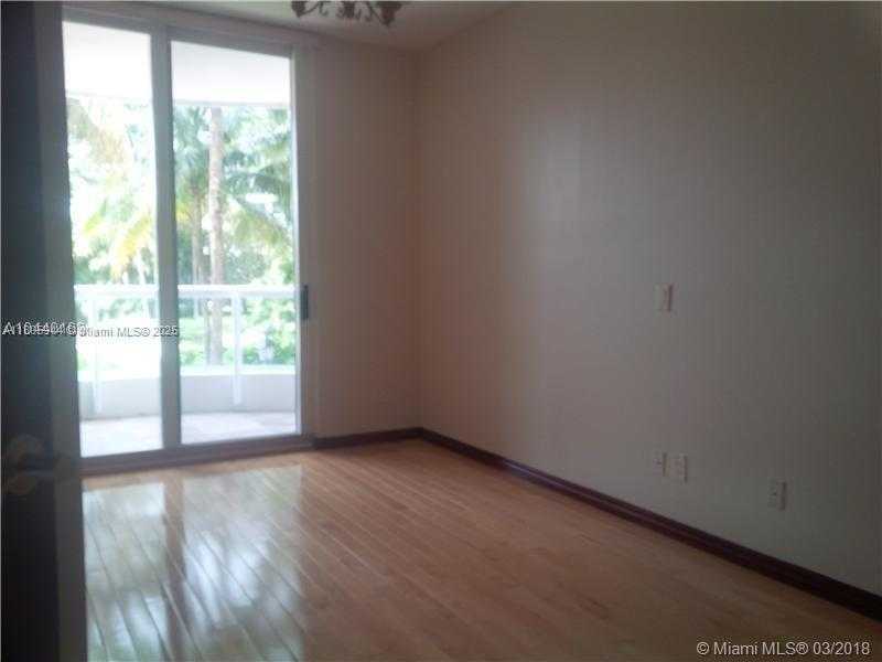 Small Image of 21050 POINT PL #501, Aventura Number 9