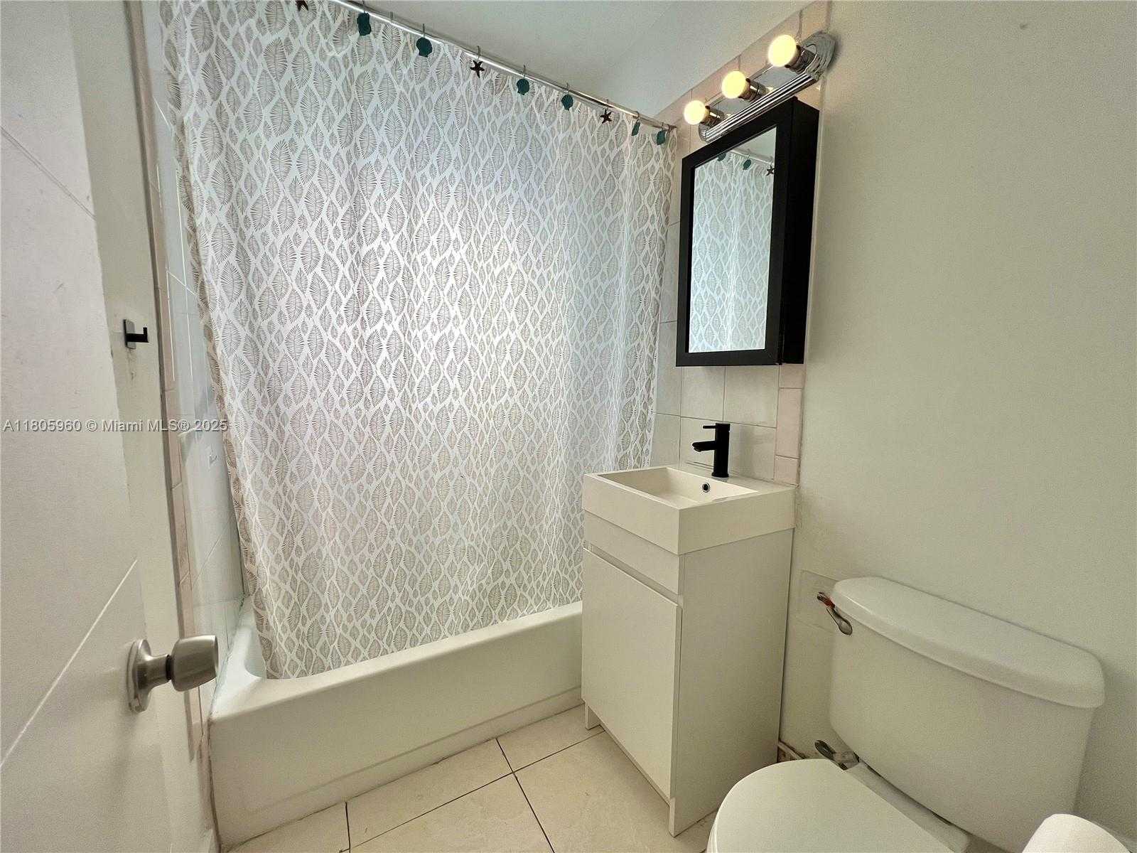 Small Image of 877 80TH ST #3, Miami Beach Number 5