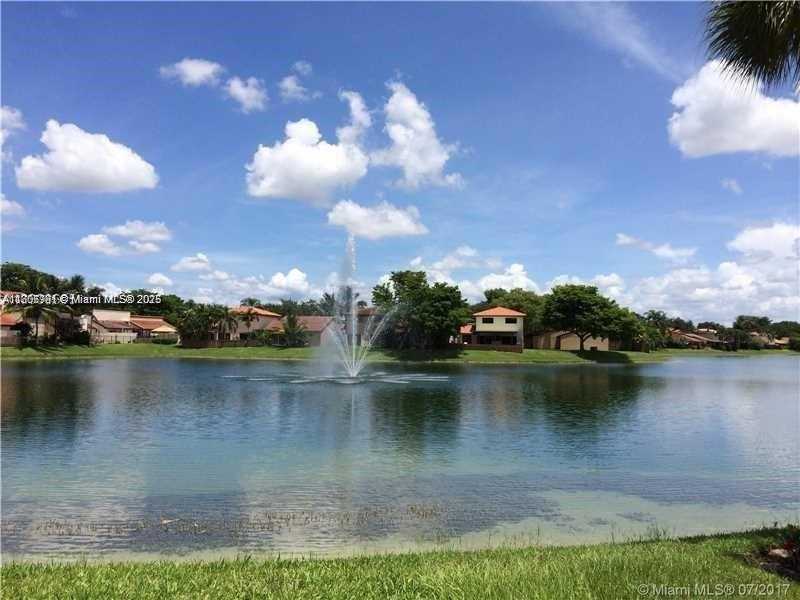 Small Image of 17268 NORTH WEST 60TH CT, Hialeah Number 31