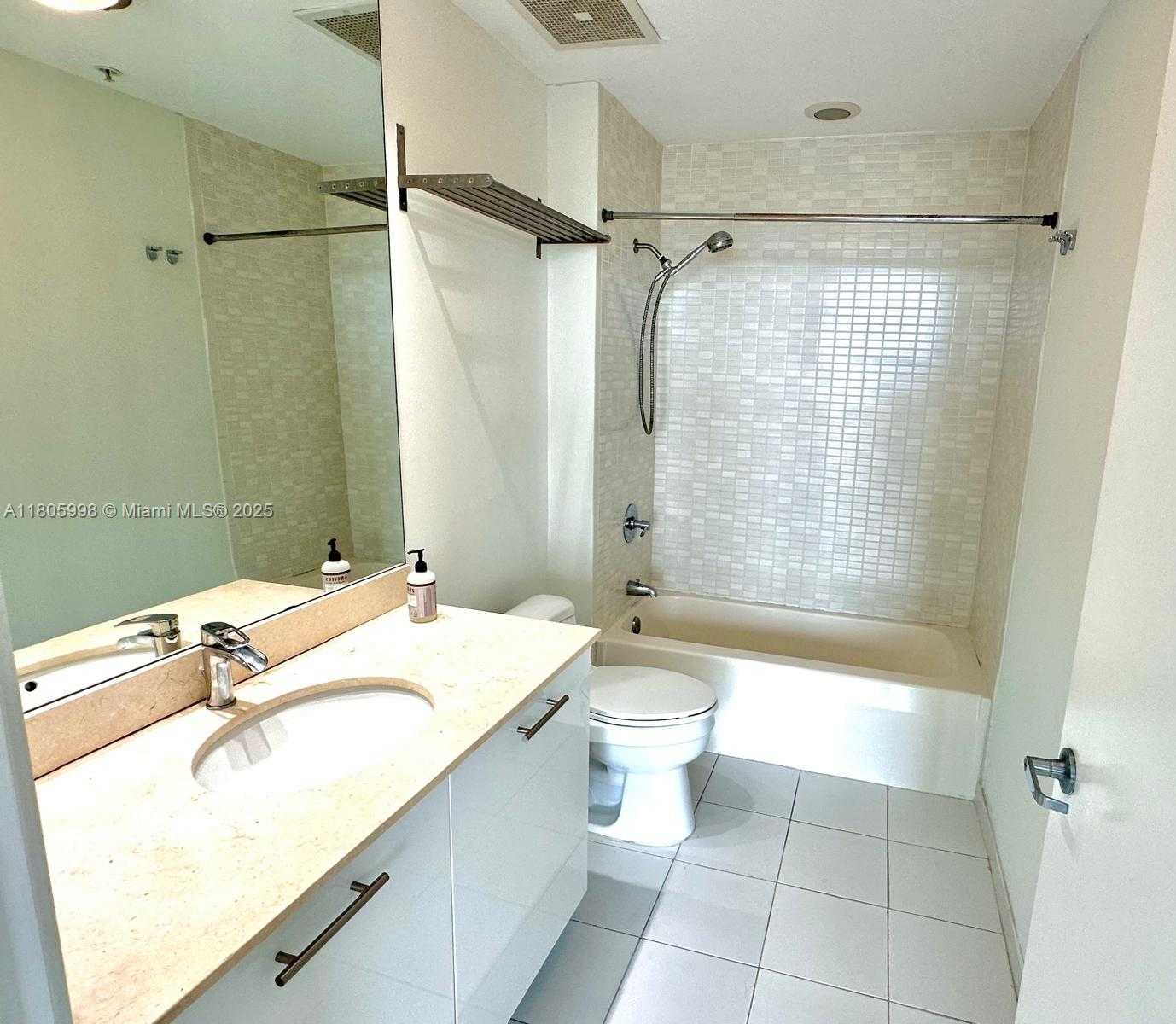Small Image of 3470 EAST COAST AVE #H1103, Miami Number 12