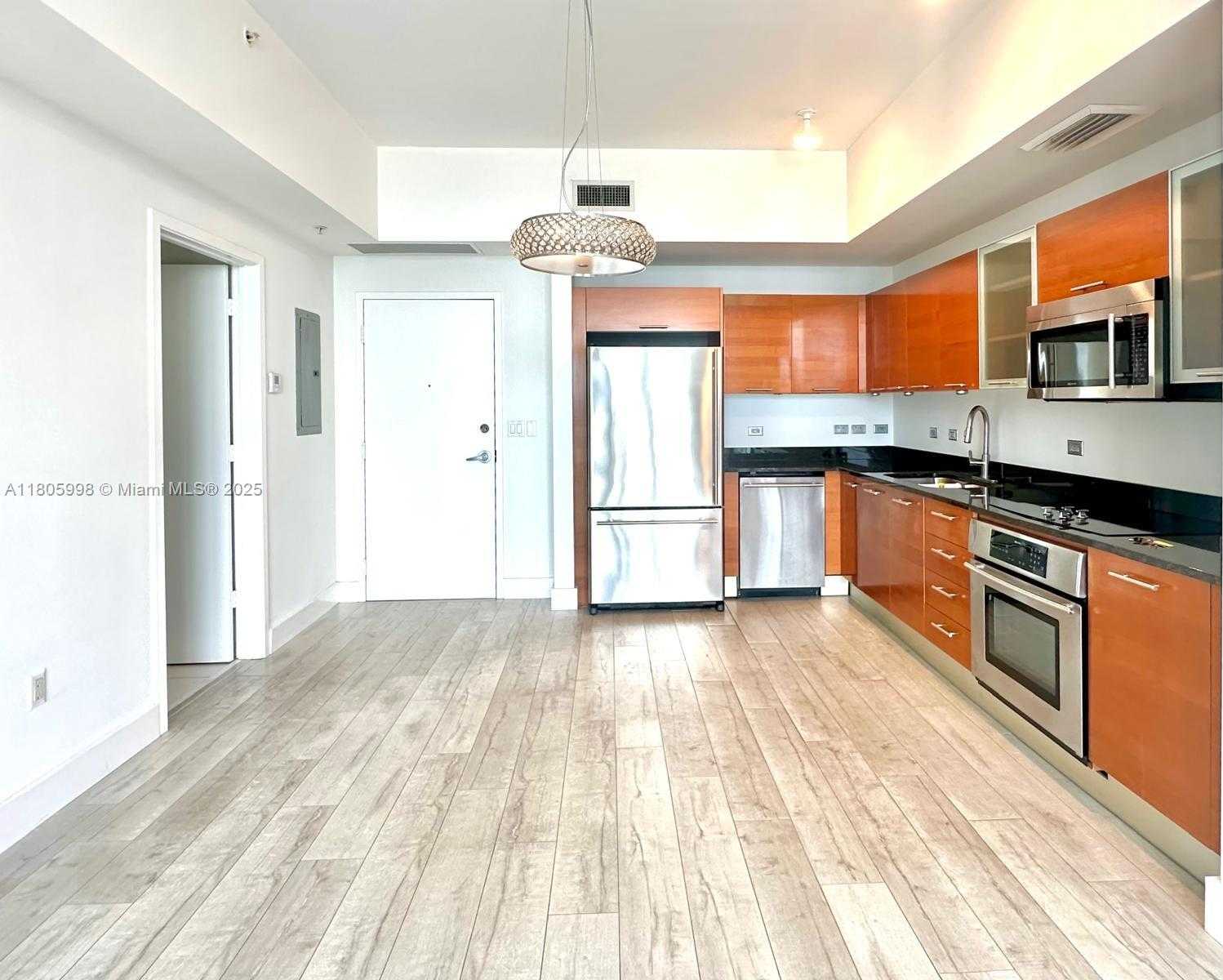 Small Image of 3470 EAST COAST AVE #H1103, Miami Number 2
