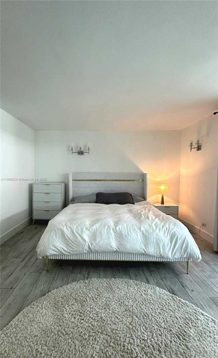 Small Image of 2301 COLLINS AVE #321, Miami Beach Number 11