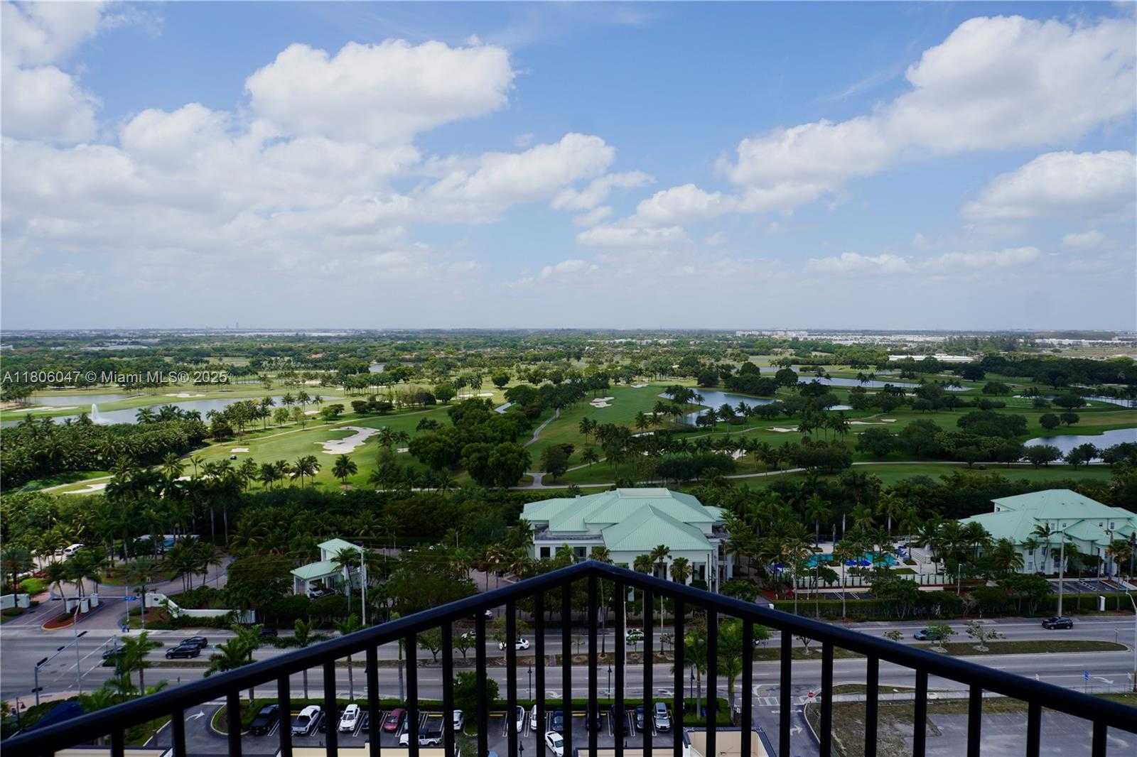 Small Image of 5300 PASEO BLVD #1708, Doral Number 13