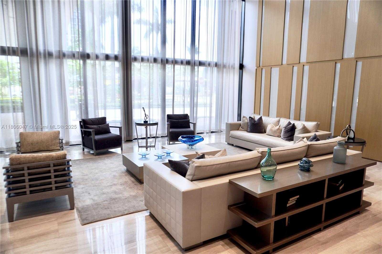 Small Image of 5300 PASEO BLVD #1708, Doral Number 19