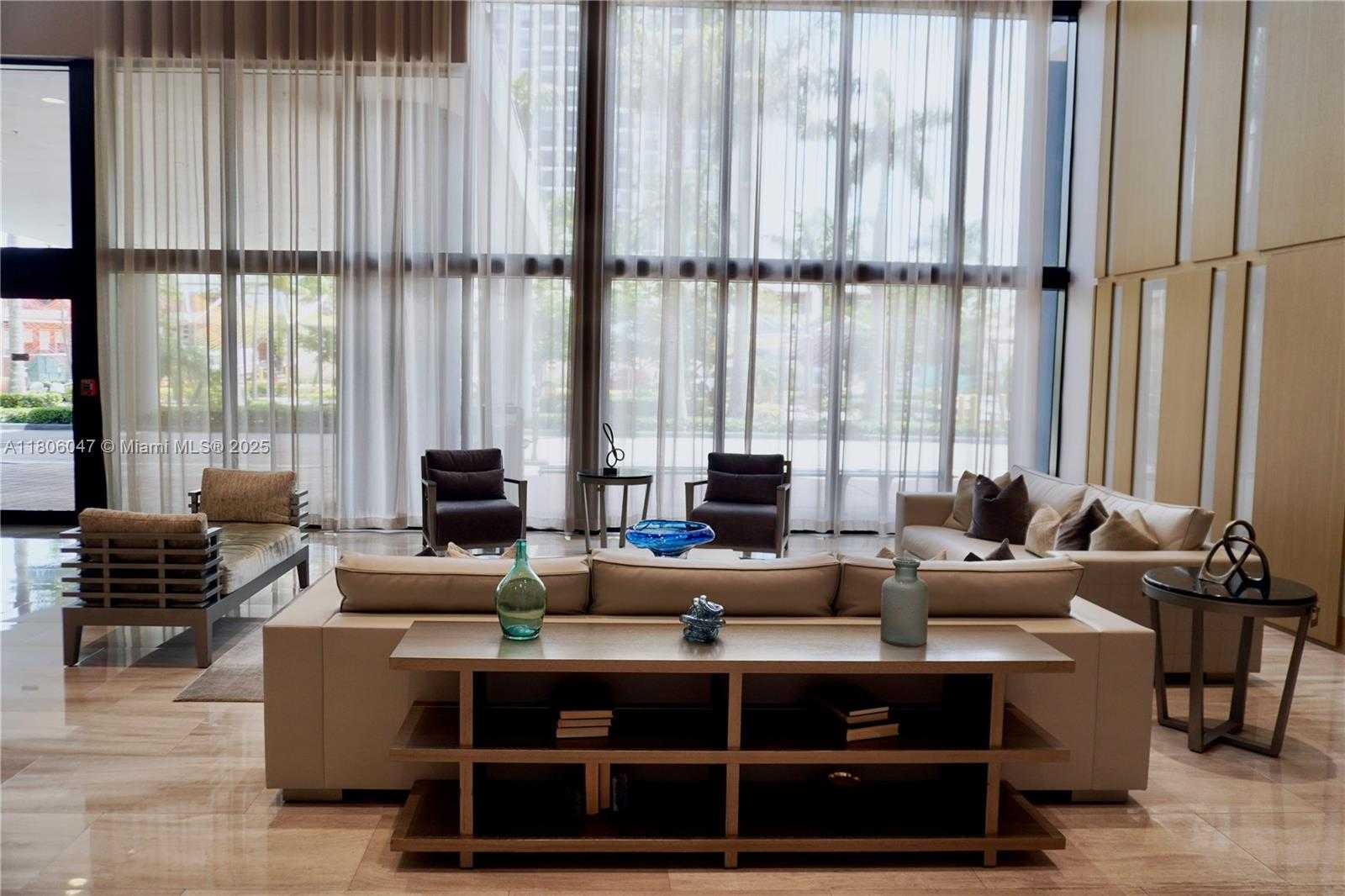 Small Image of 5300 PASEO BLVD #1708, Doral Number 20