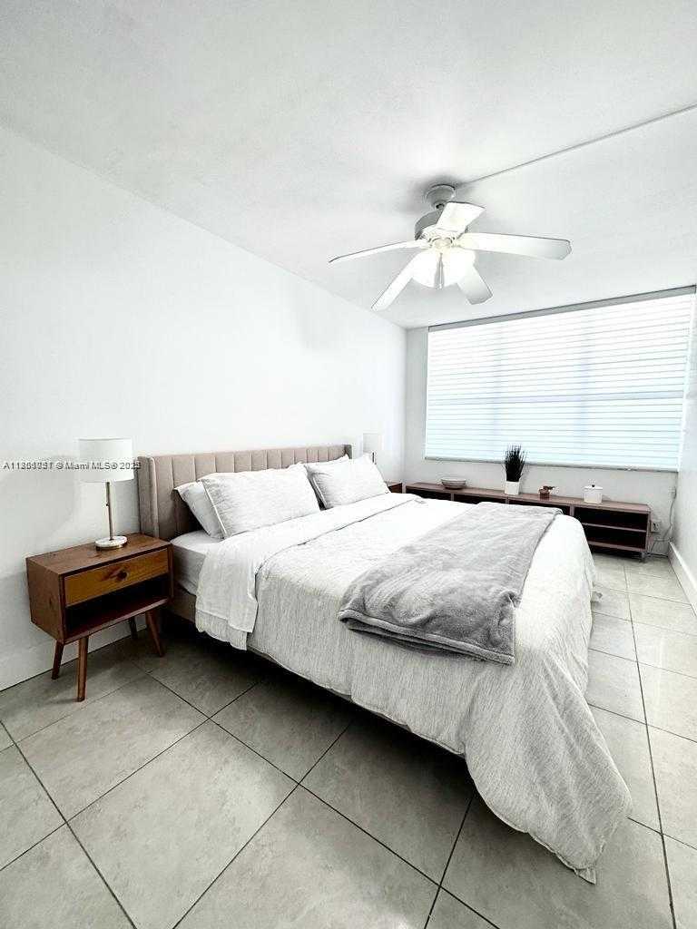 Small Image of 100 LINCOLN RD #1212, Miami Beach Number 11
