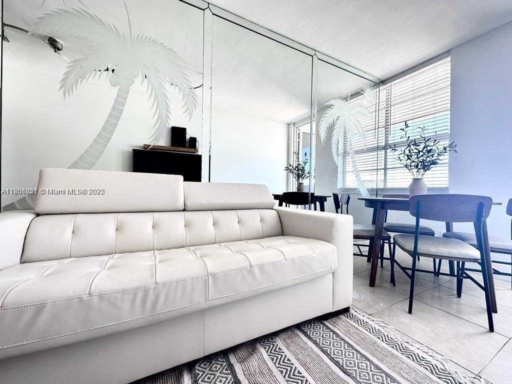 Small Image of 100 LINCOLN RD #1212, Miami Beach Number 9