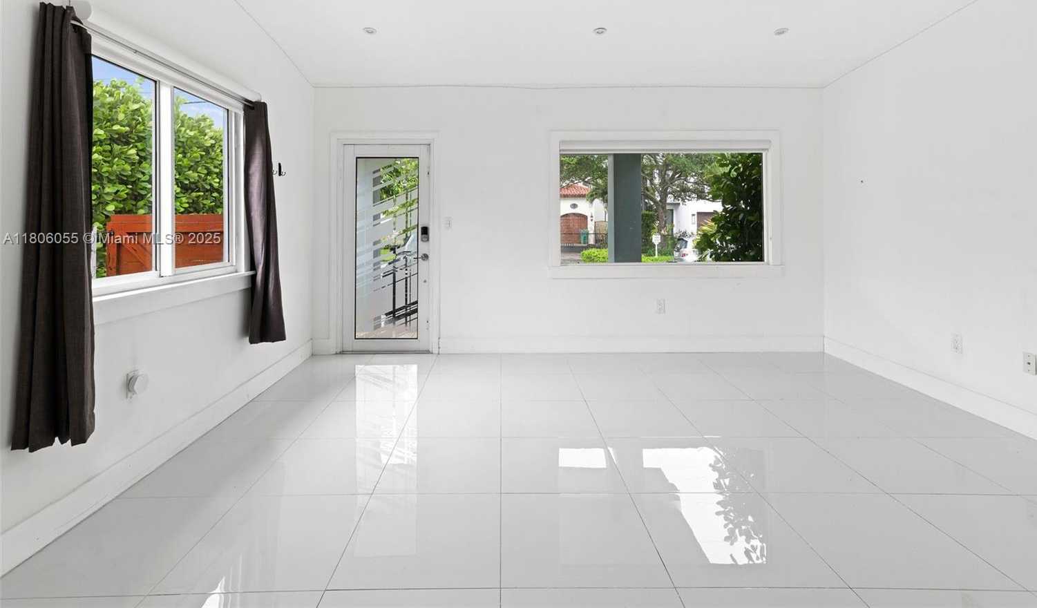 Small Image of 6432 SOUTH WEST 33RD ST, Miami Number 10