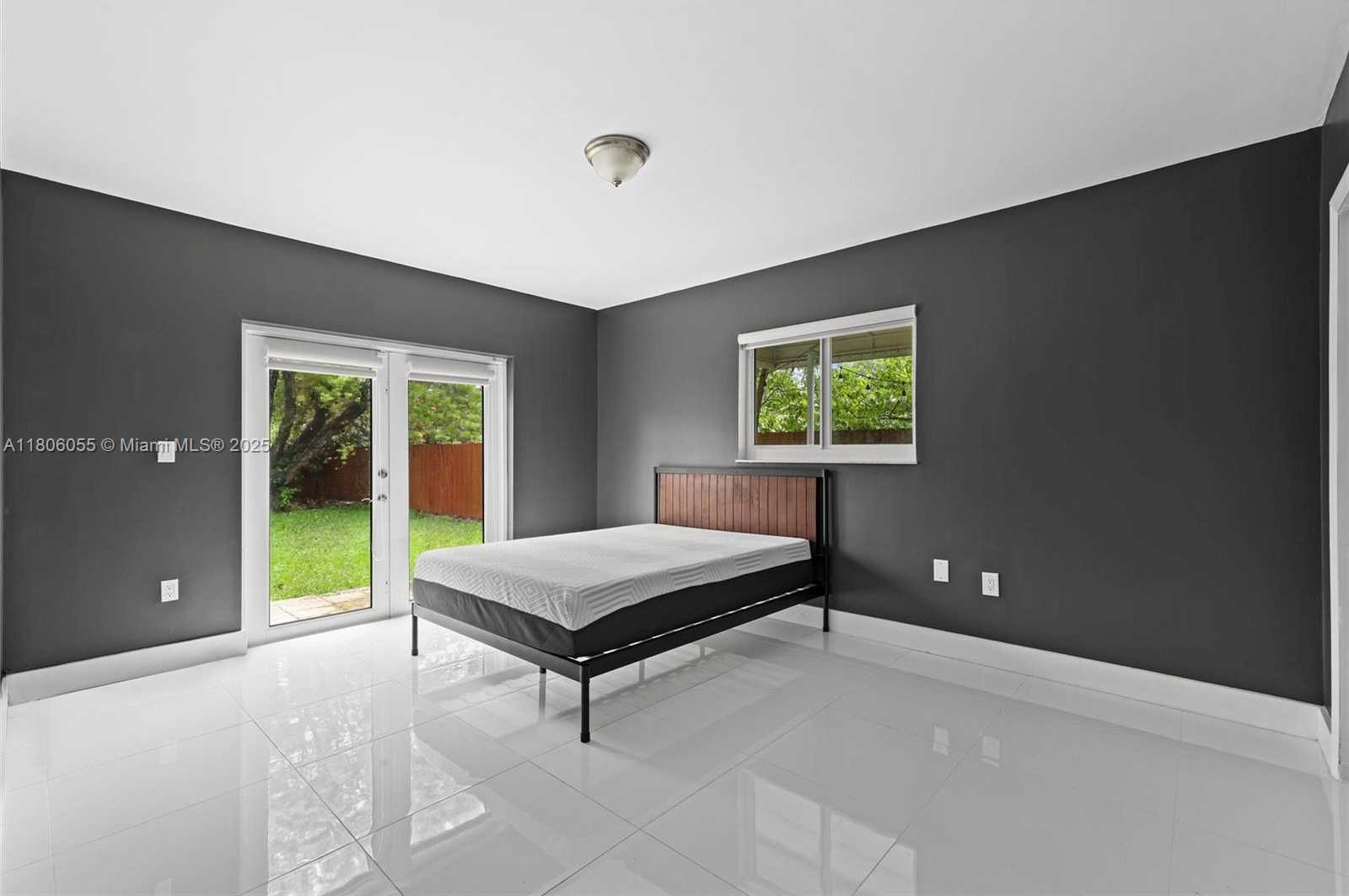 Small Image of 6432 SOUTH WEST 33RD ST, Miami Number 31