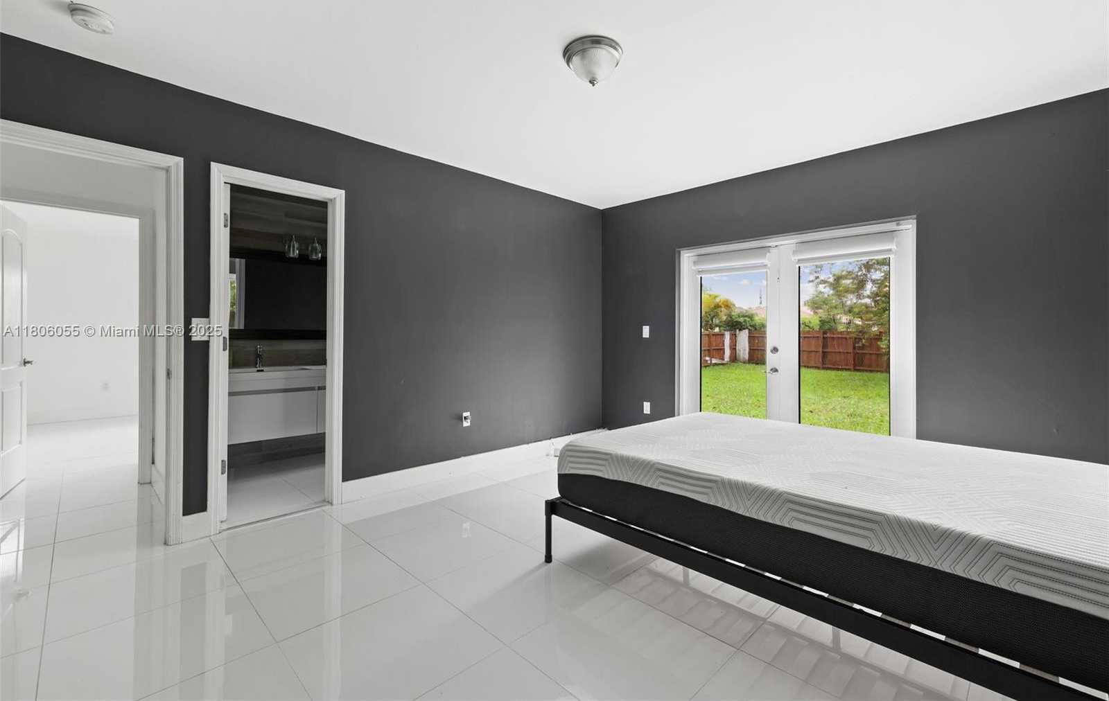 Small Image of 6432 SOUTH WEST 33RD ST, Miami Number 32