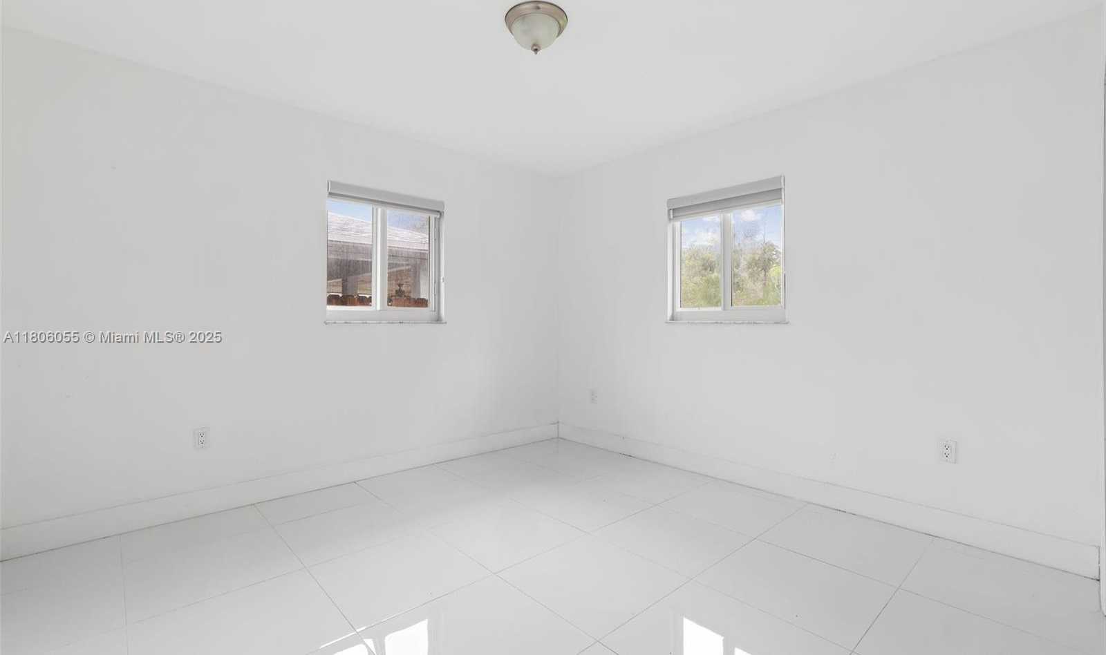 Small Image of 6432 SOUTH WEST 33RD ST, Miami Number 37