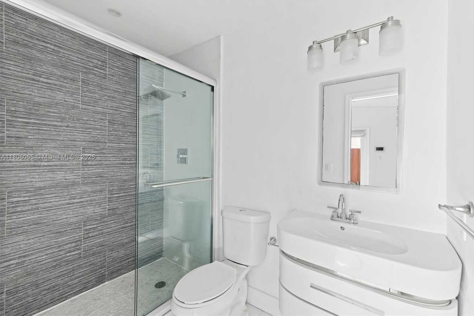 Small Image of 6432 SOUTH WEST 33RD ST, Miami Number 42