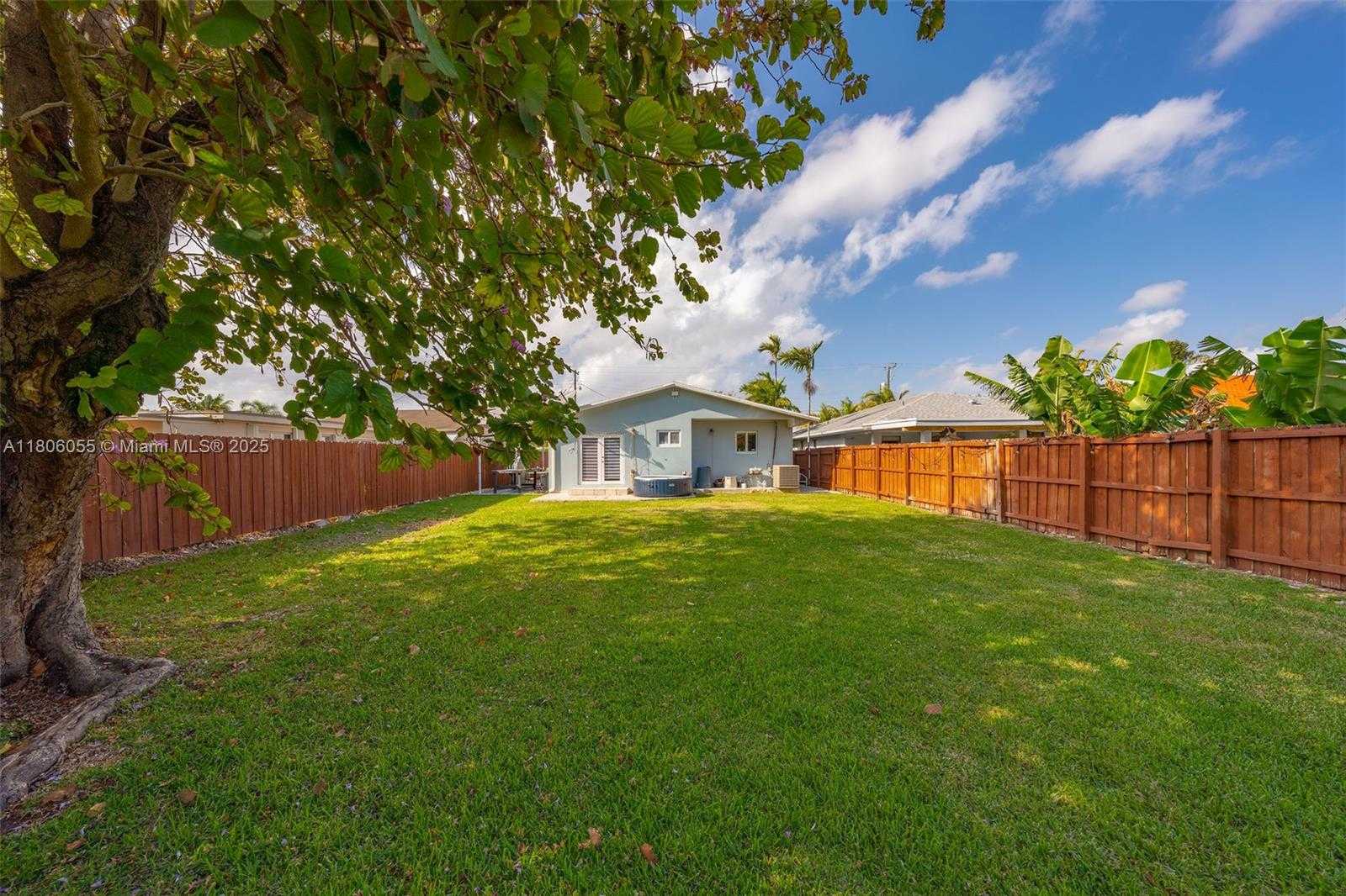 Small Image of 6432 SOUTH WEST 33RD ST, Miami Number 44