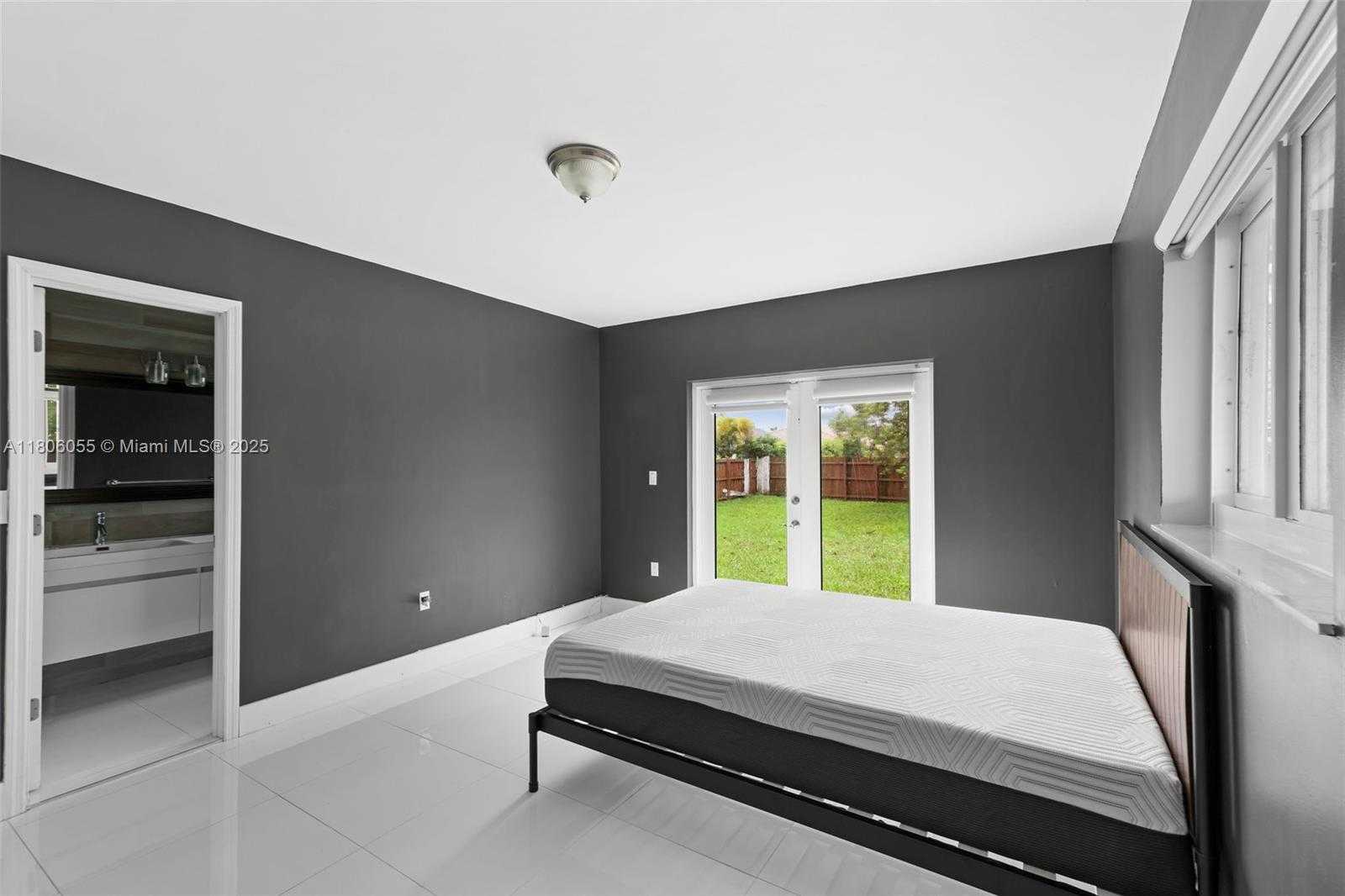 Small Image of 6432 SOUTH WEST 33RD ST, Miami Number 48