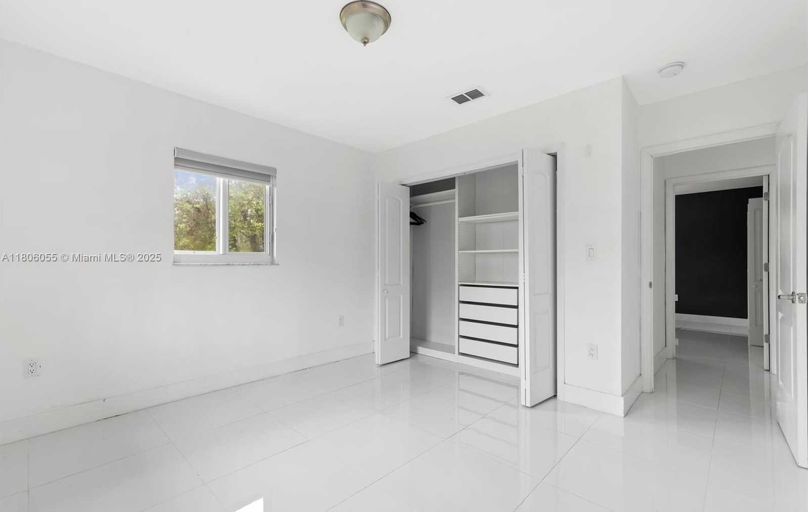 Small Image of 6432 SOUTH WEST 33RD ST, Miami Number 54