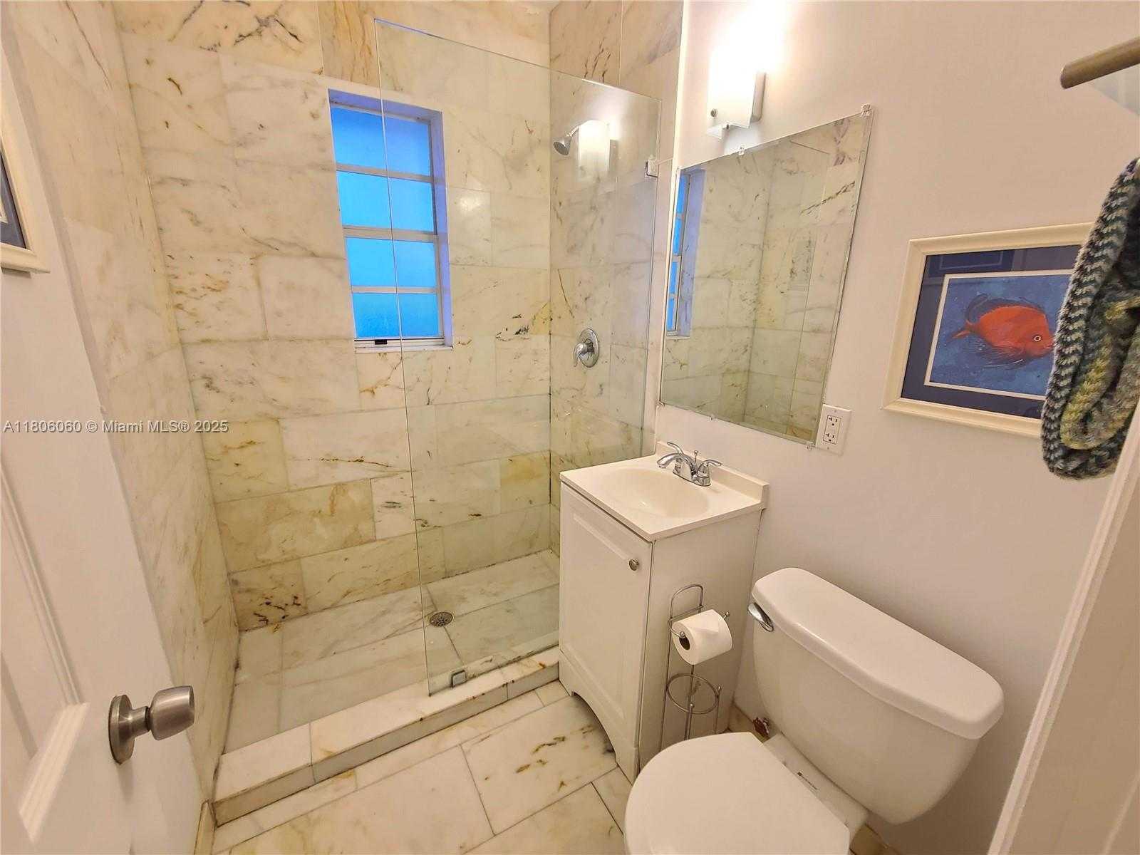 Small Image of 1526 PENNSYLVANIA AVE #21, Miami Beach Number 3