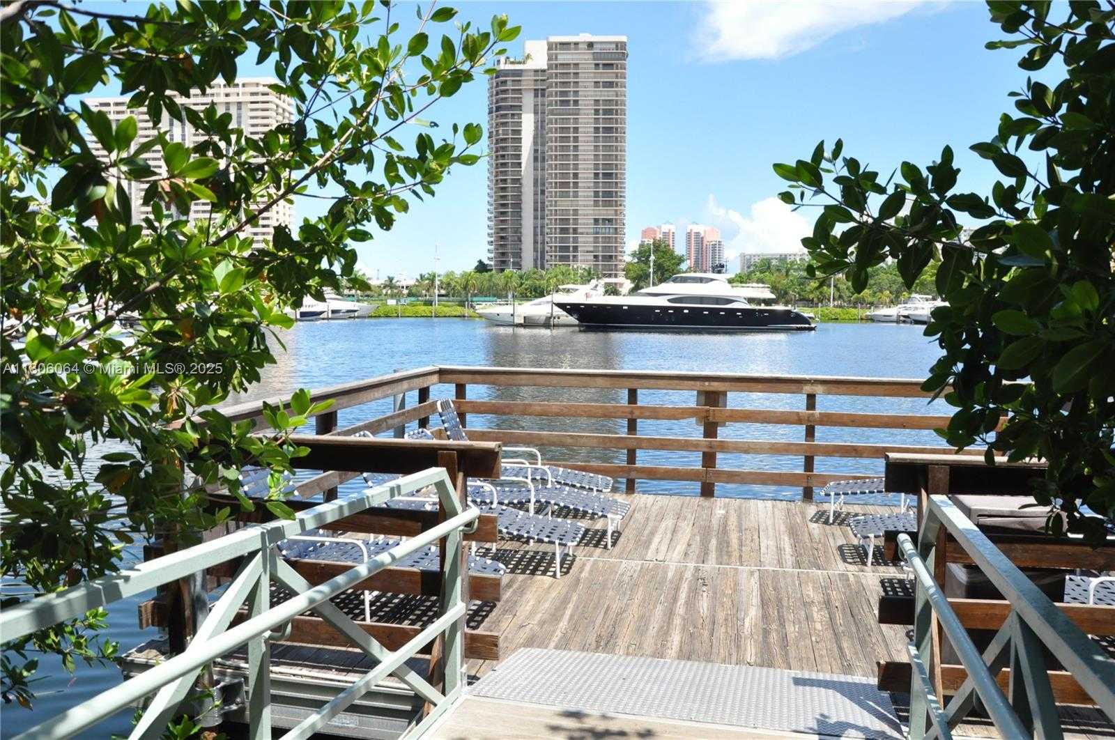 Small Image of 19801 EAST COUNTRY CLUB DR #4104, Aventura Number 11