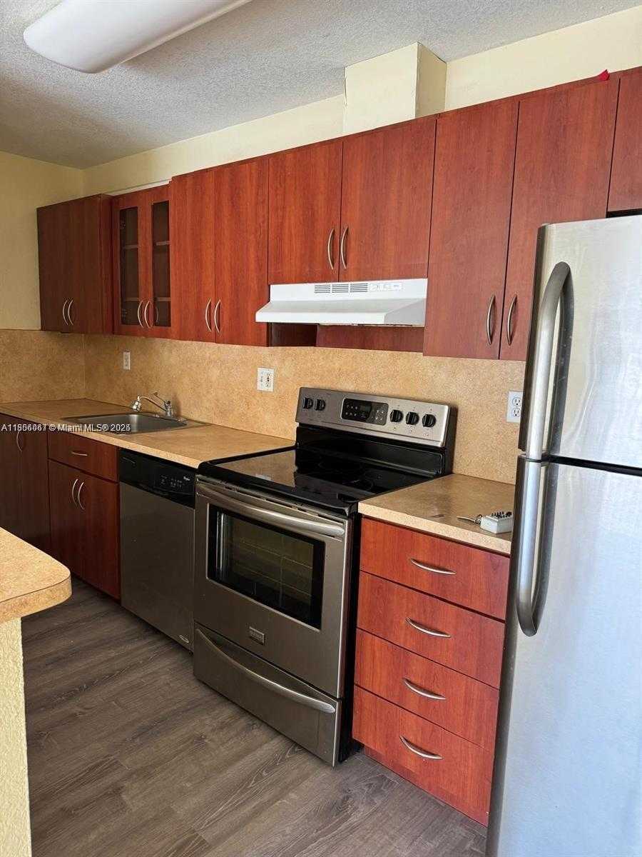 Small Image of 4180 NORTH WEST 79TH AVE #2D, Doral Number 3