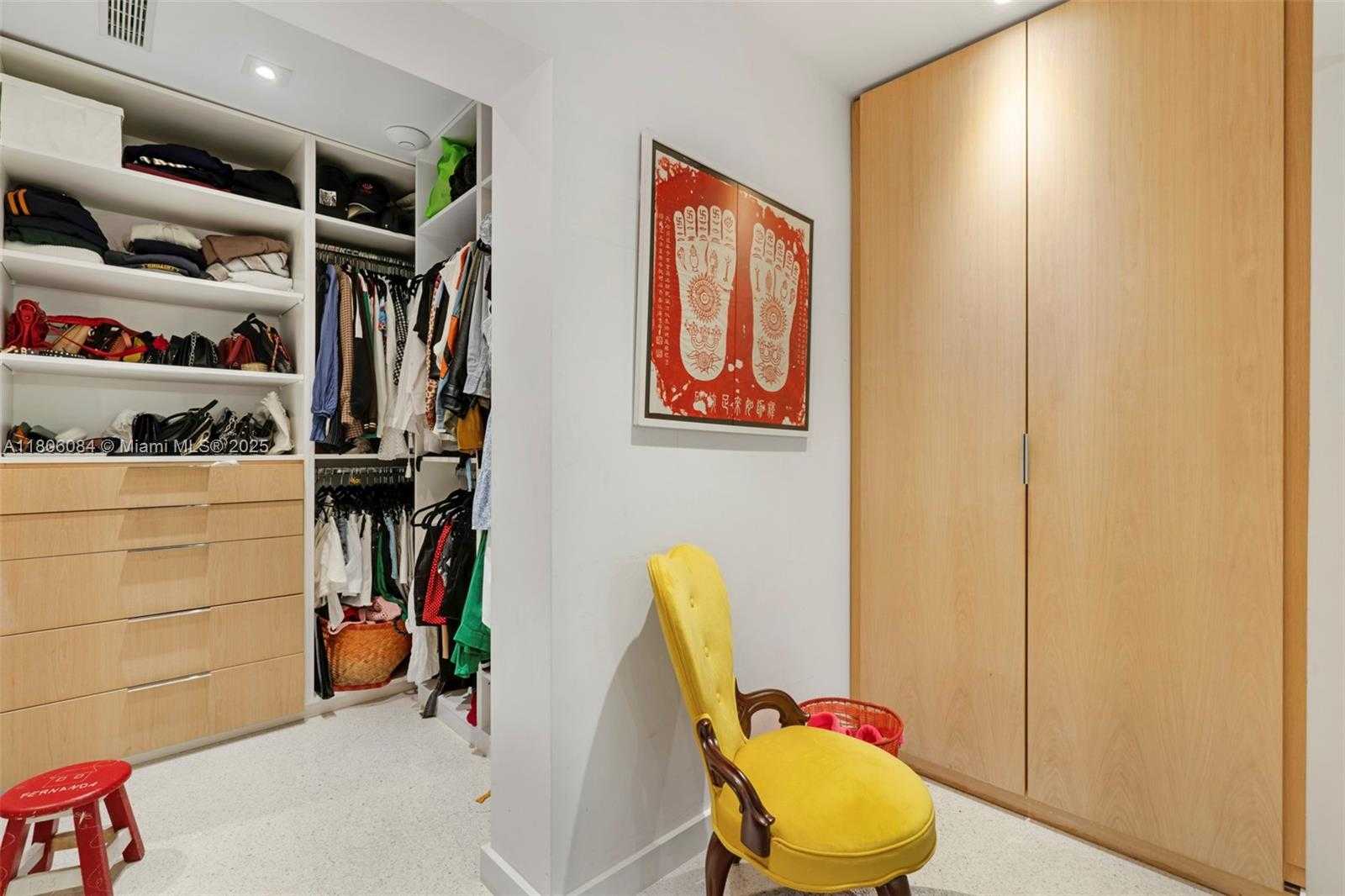Small Image of 250 KNOLLWOOD DR, Key Biscayne Number 15