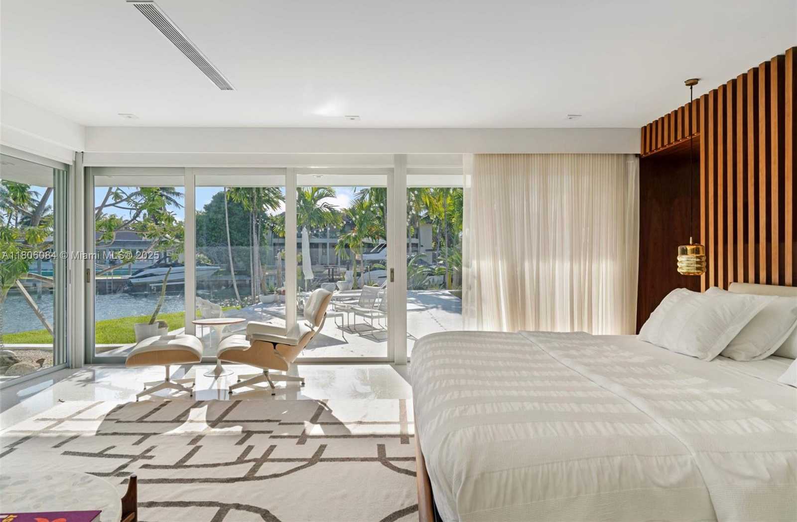 Small Image of 250 KNOLLWOOD DR, Key Biscayne Number 27