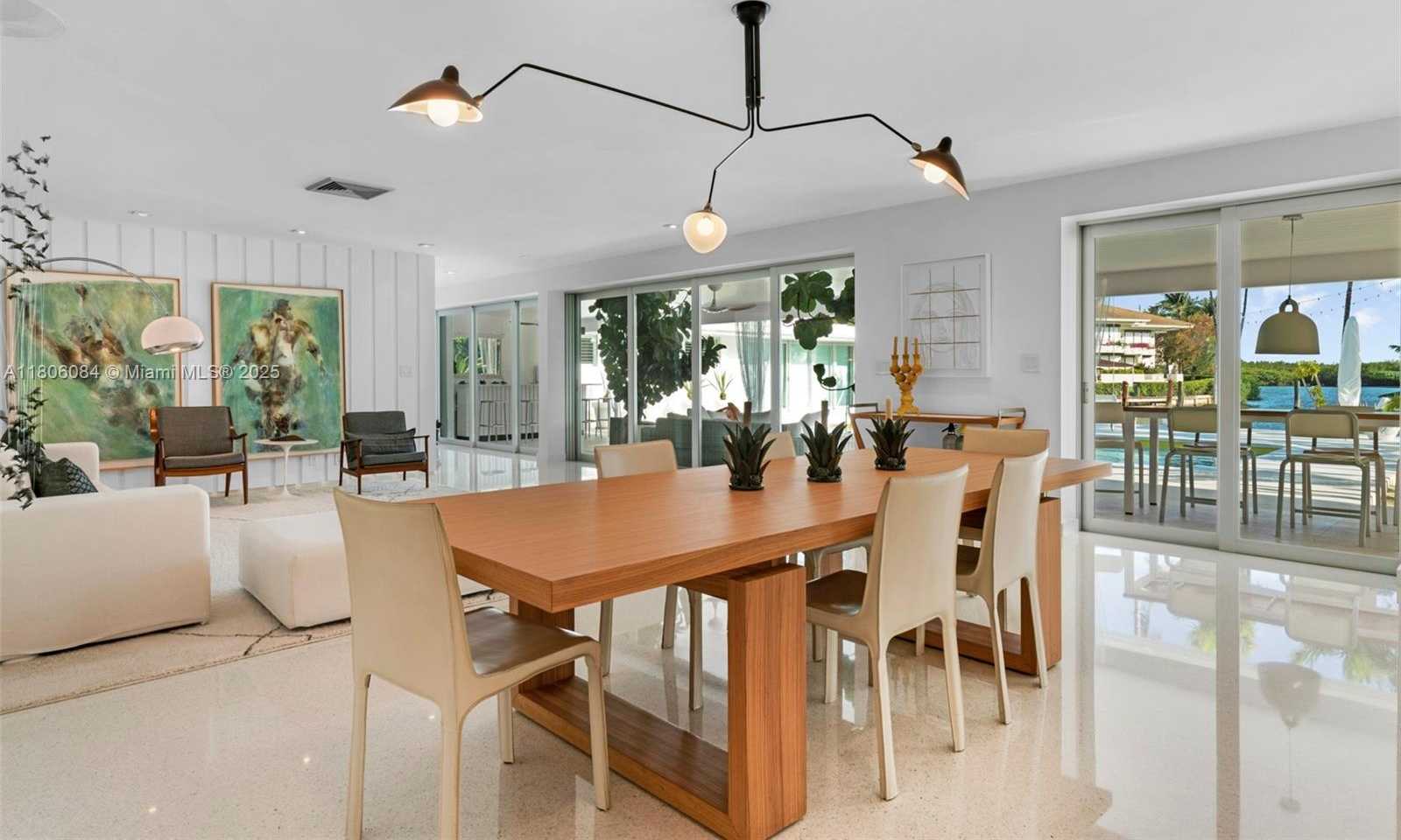 Small Image of 250 KNOLLWOOD DR, Key Biscayne Number 52