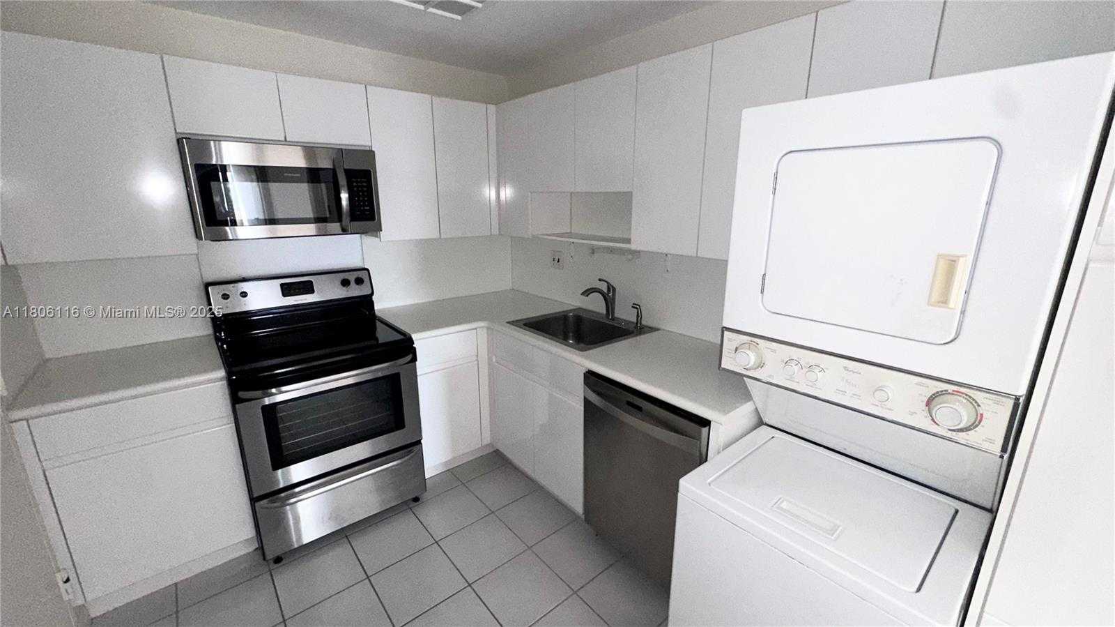 Small Image of 625 BILTMORE WAY #707, Coral Gables Number 21