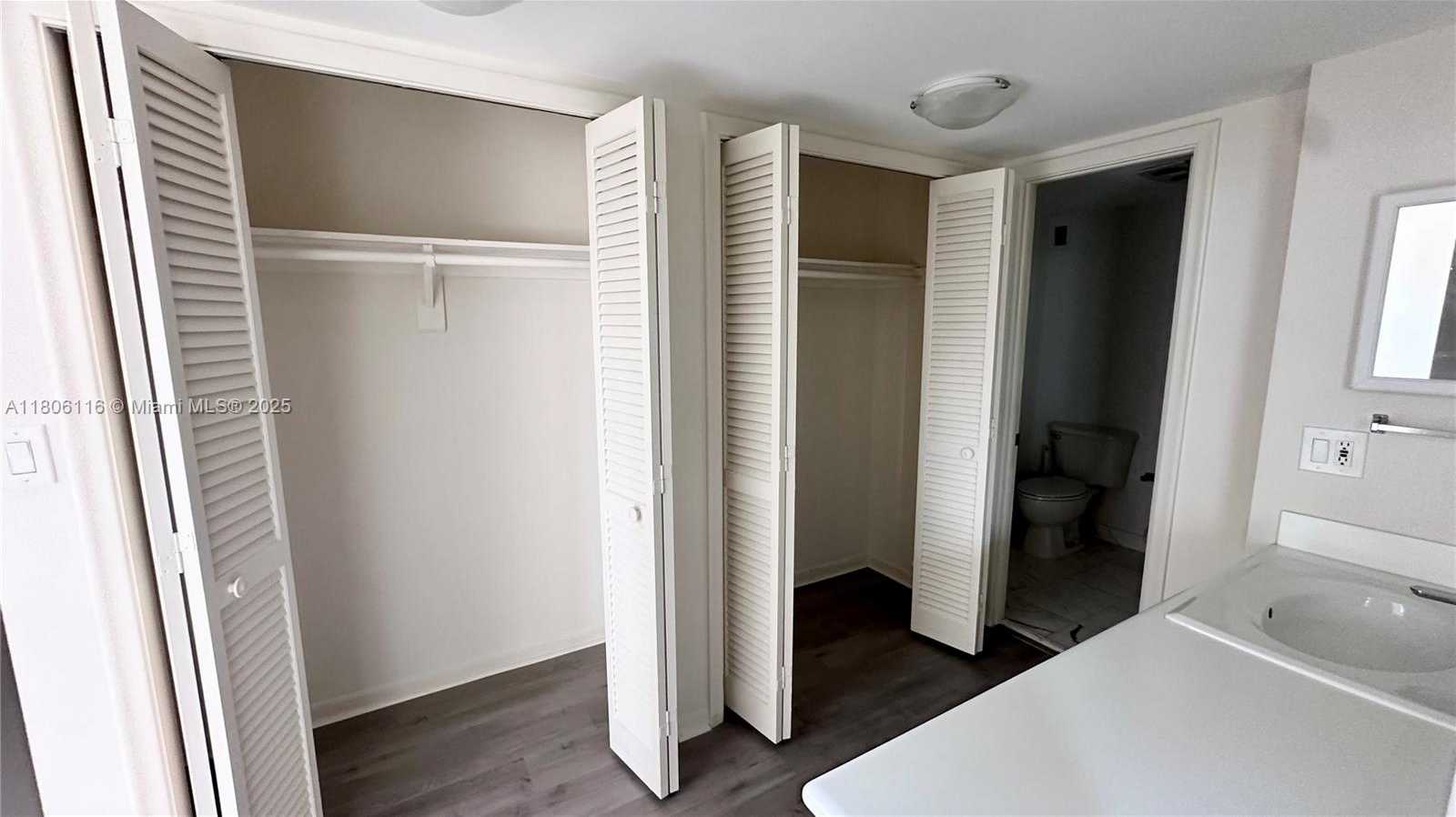 Small Image of 625 BILTMORE WAY #707, Coral Gables Number 32