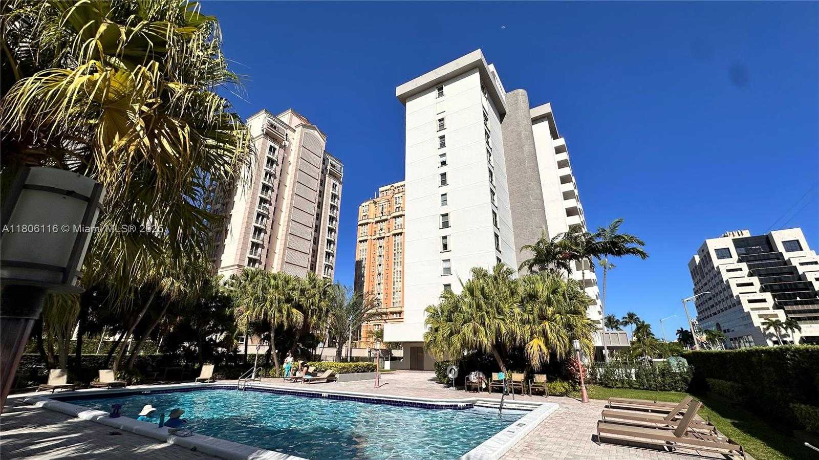 Small Image of 625 BILTMORE WAY #707, Coral Gables Number 34