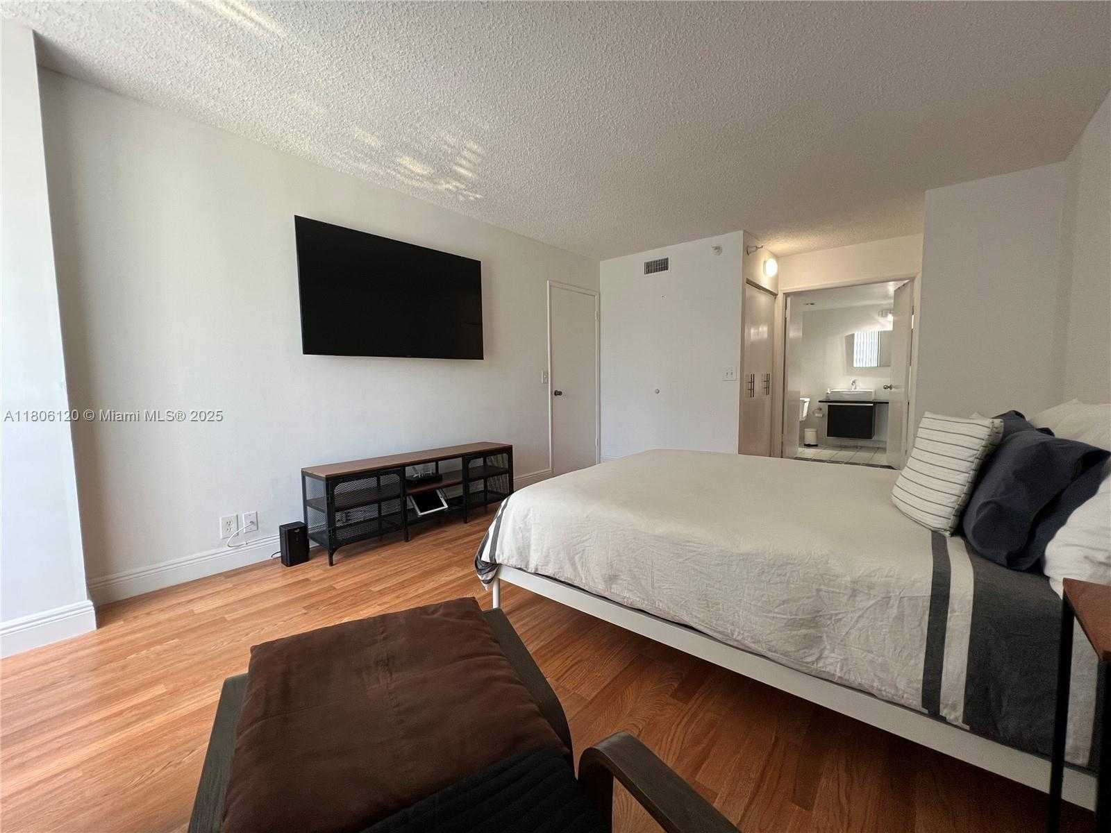 Small Image of 3300 NORTH EAST 191ST ST #409, Aventura Number 12