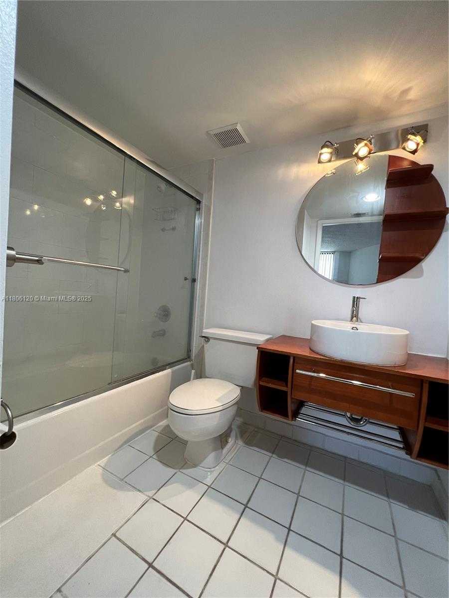 Small Image of 3300 NORTH EAST 191ST ST #409, Aventura Number 17
