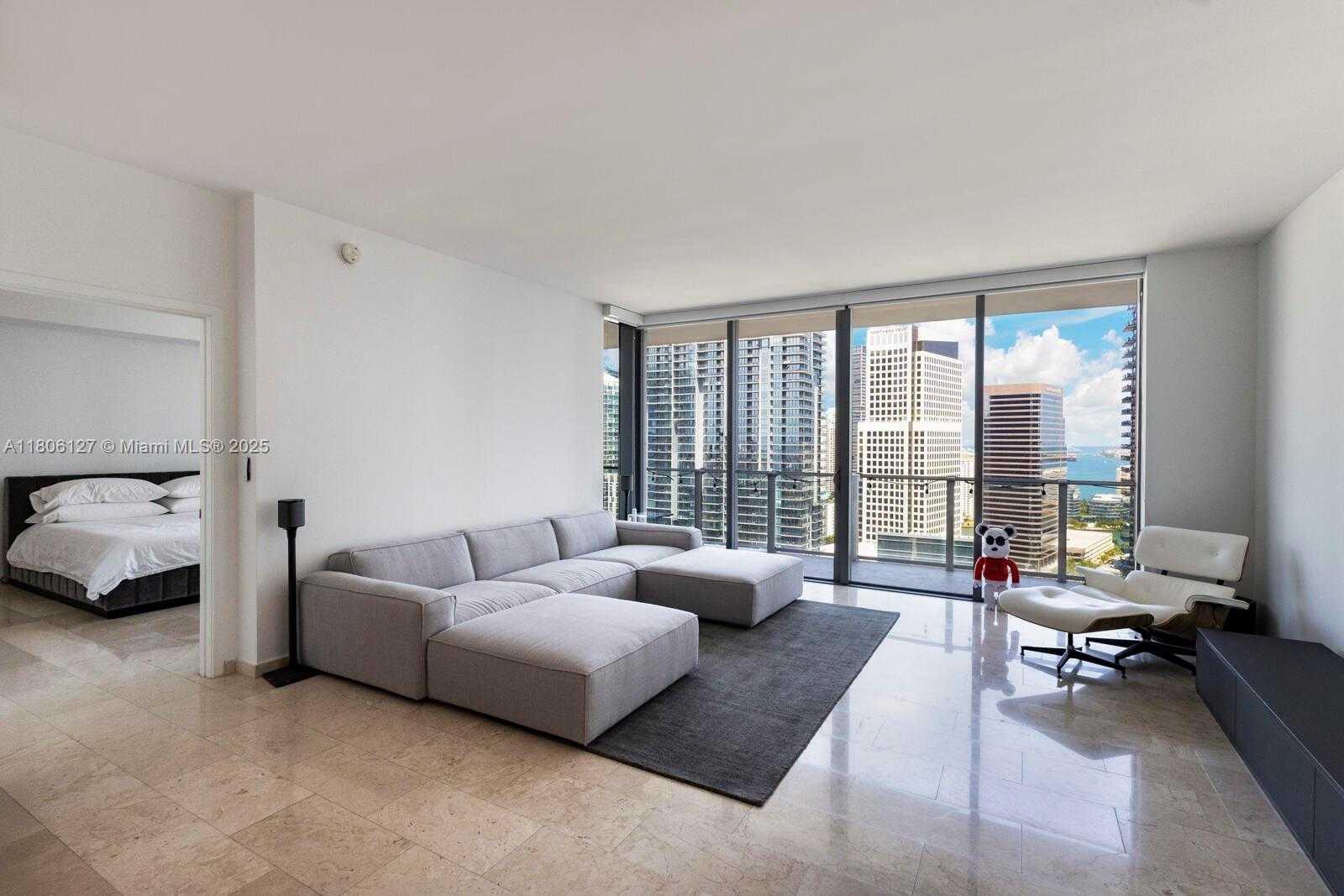 Small Image of 88 SOUTH WEST 7TH ST #2707, Miami Number 11