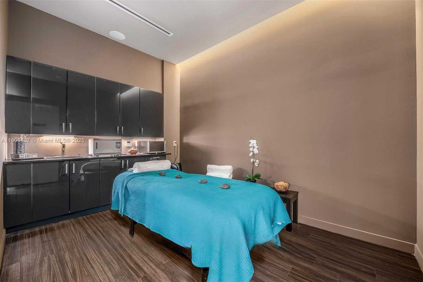 Small Image of 88 SOUTH WEST 7TH ST #2707, Miami Number 29