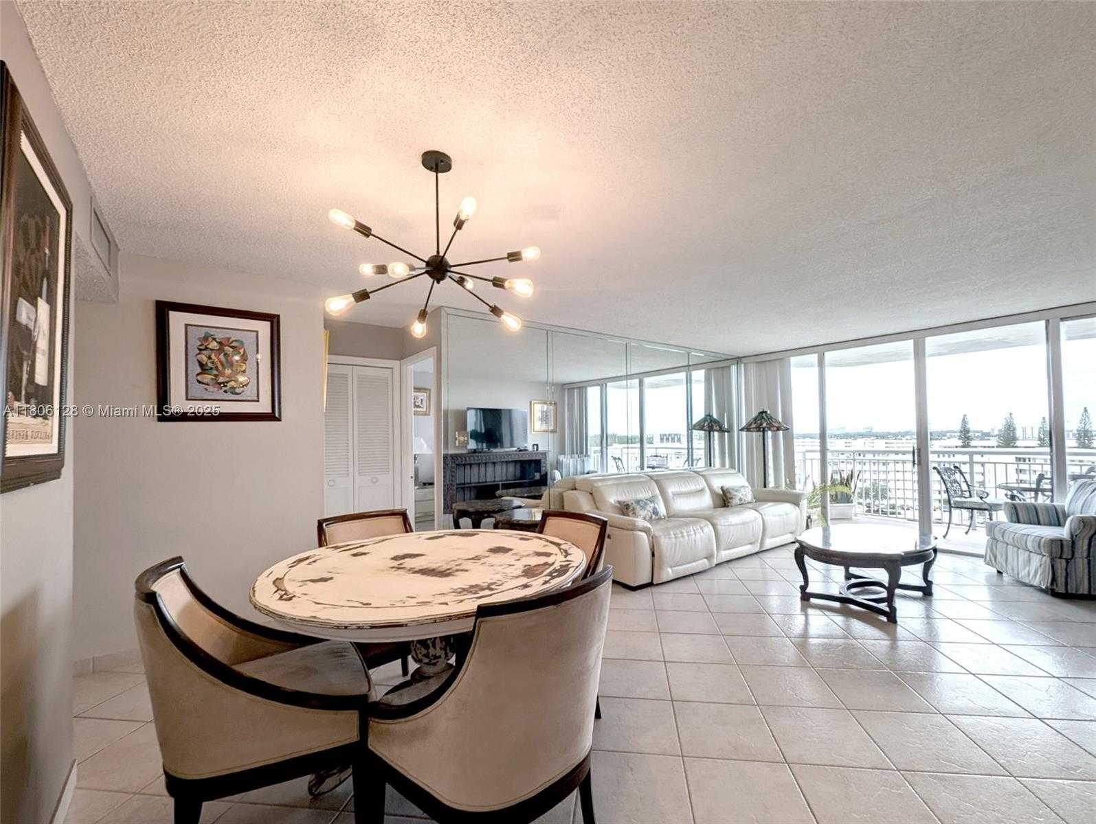 Small Image of 18011 BISCAYNE BLVD #803, Aventura Number 10