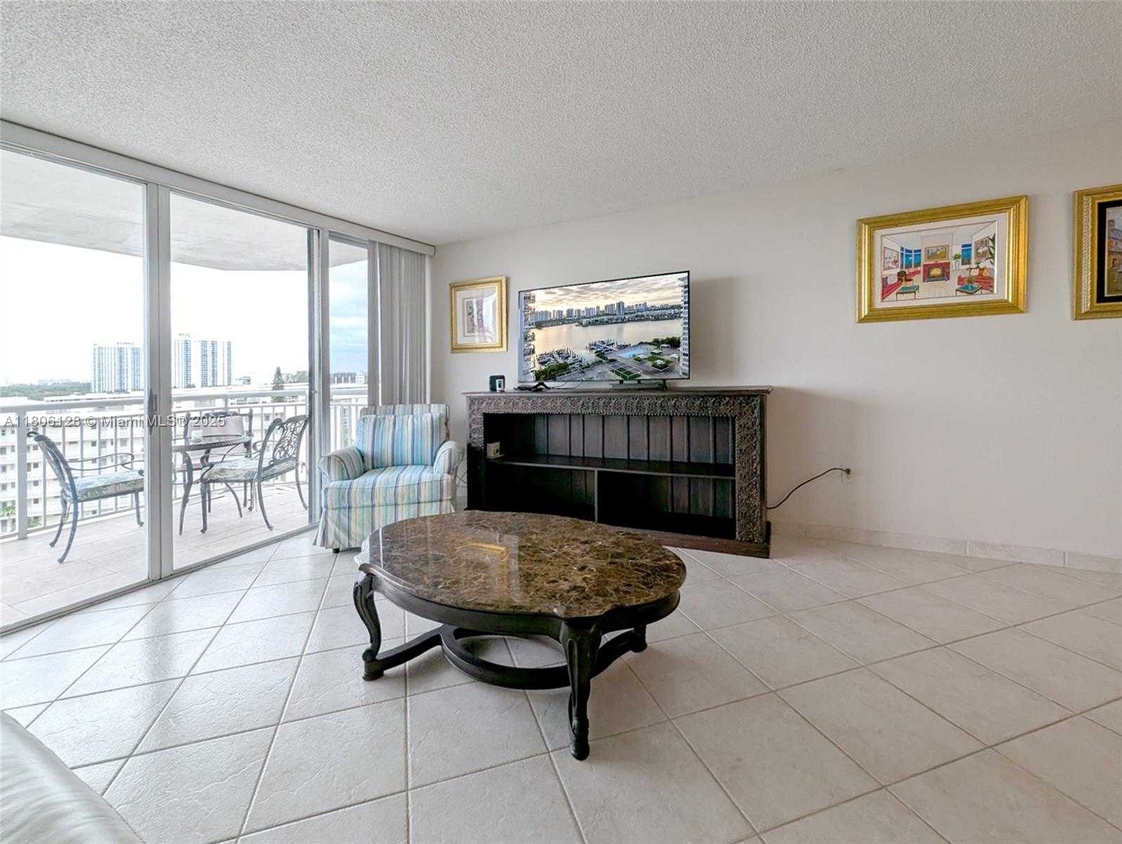 Small Image of 18011 BISCAYNE BLVD #803, Aventura Number 4