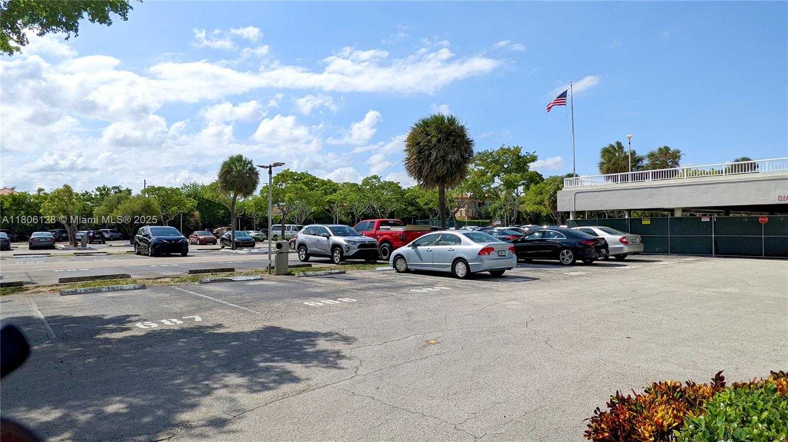 Small Image of 18011 BISCAYNE BLVD #803, Aventura Number 47