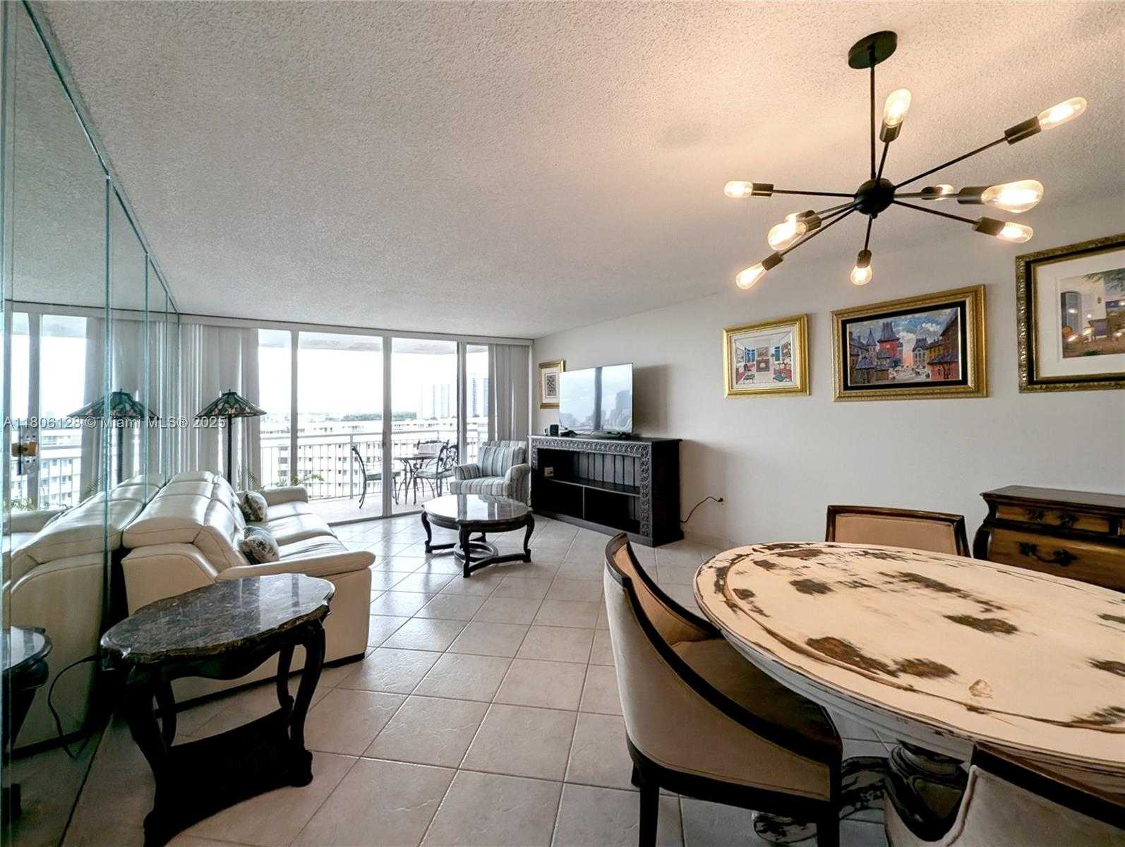 Small Image of 18011 BISCAYNE BLVD #803, Aventura Number 8