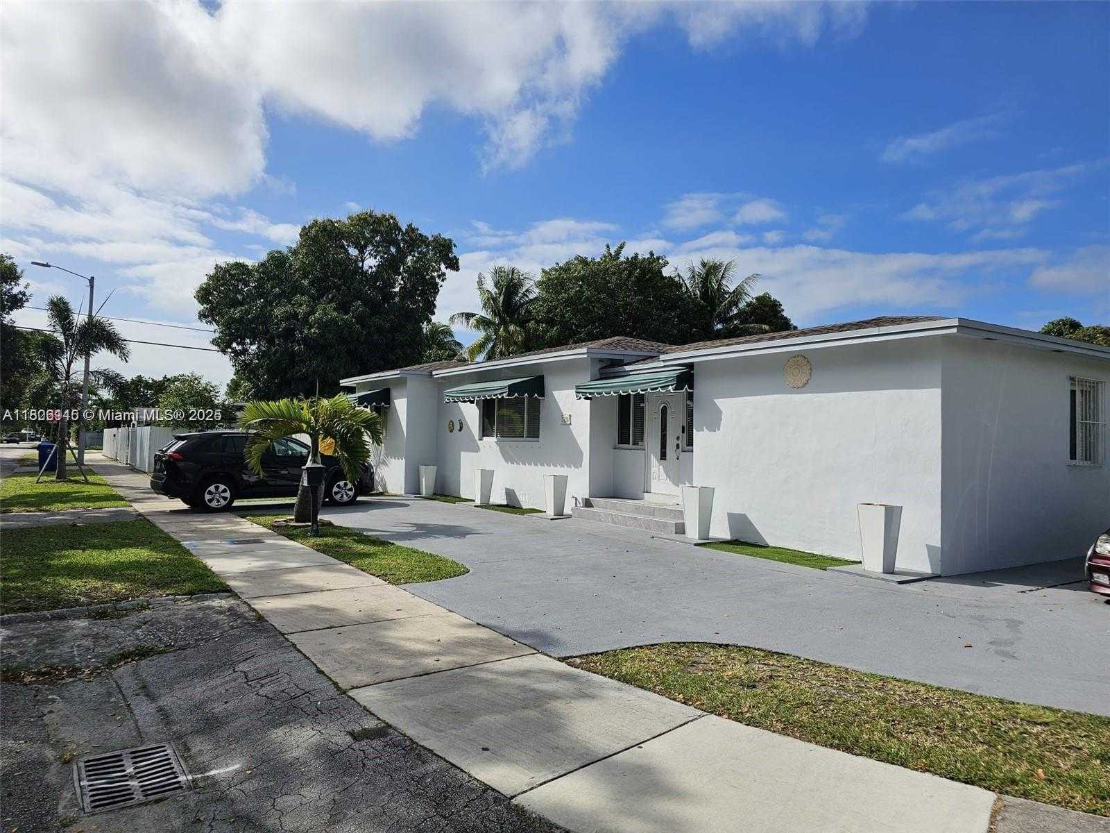 Small Image of 520 NORTH WEST 30TH AVE #520, Miami Number 32