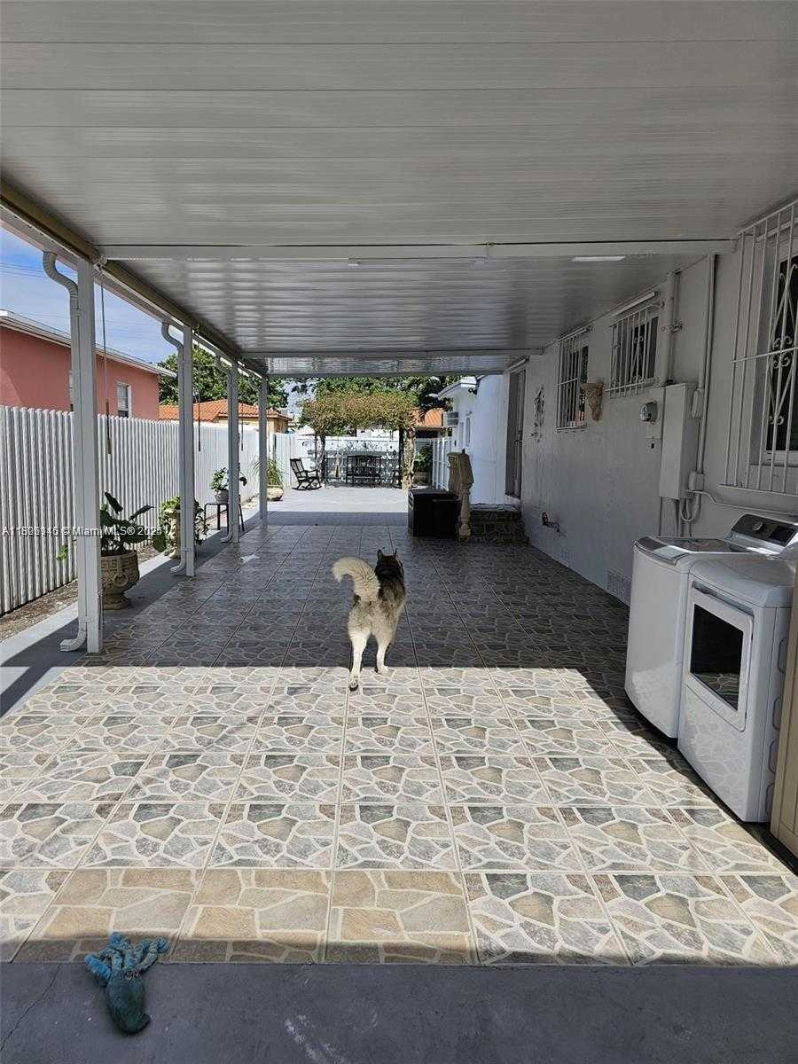 Small Image of 520 NORTH WEST 30TH AVE #520, Miami Number 33