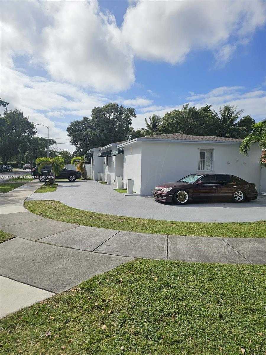 Small Image of 520 NORTH WEST 30TH AVE #520, Miami Number 38