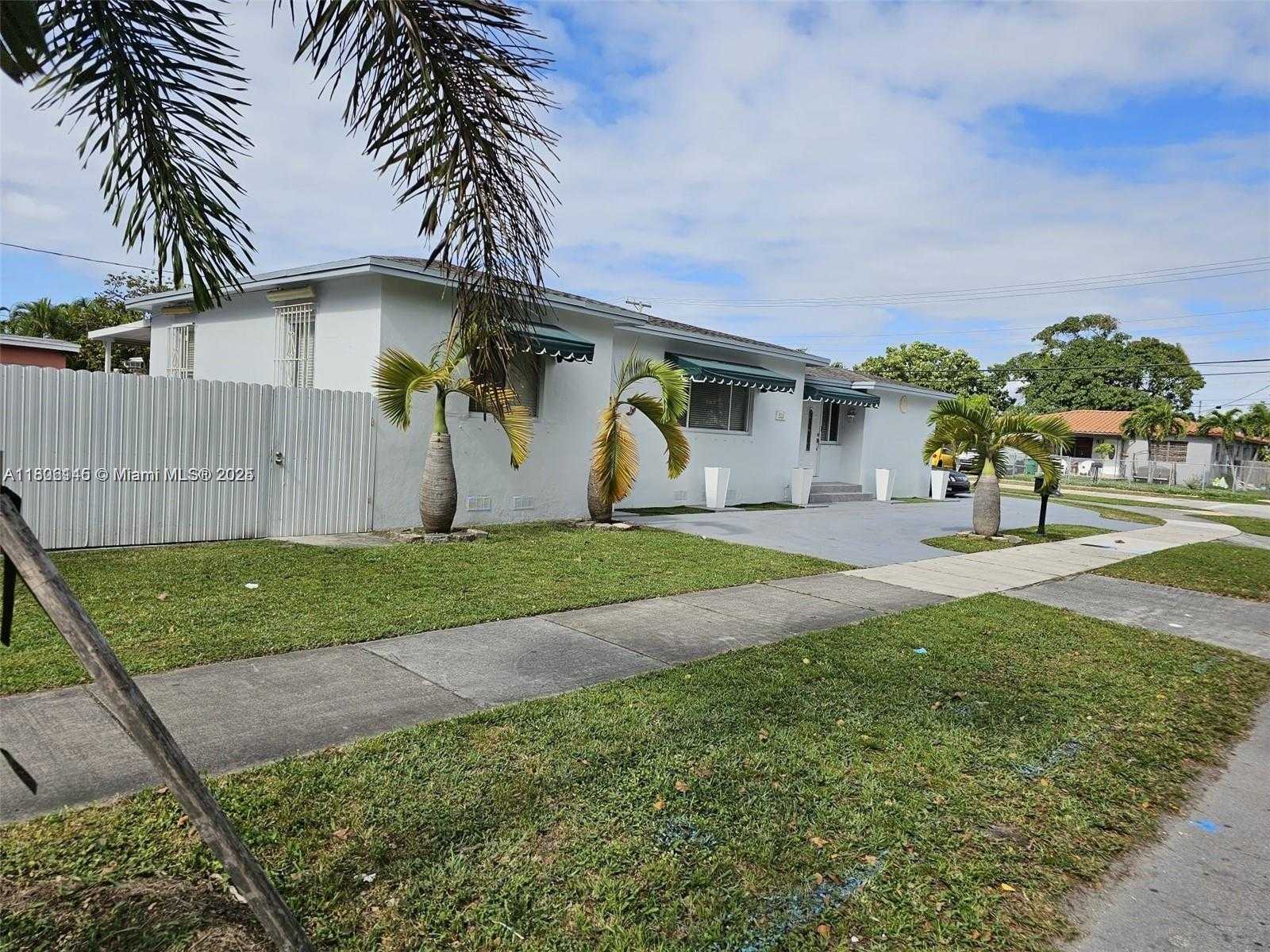 Small Image of 520 NORTH WEST 30TH AVE #520, Miami Number 4