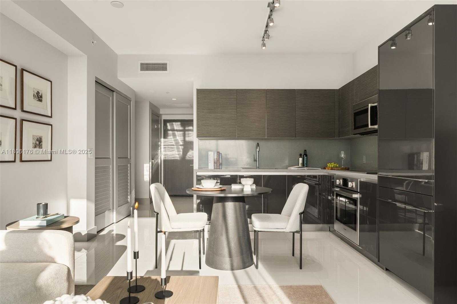 Small Image of 1080 BRICKELL AVE #3905, Miami Number 8