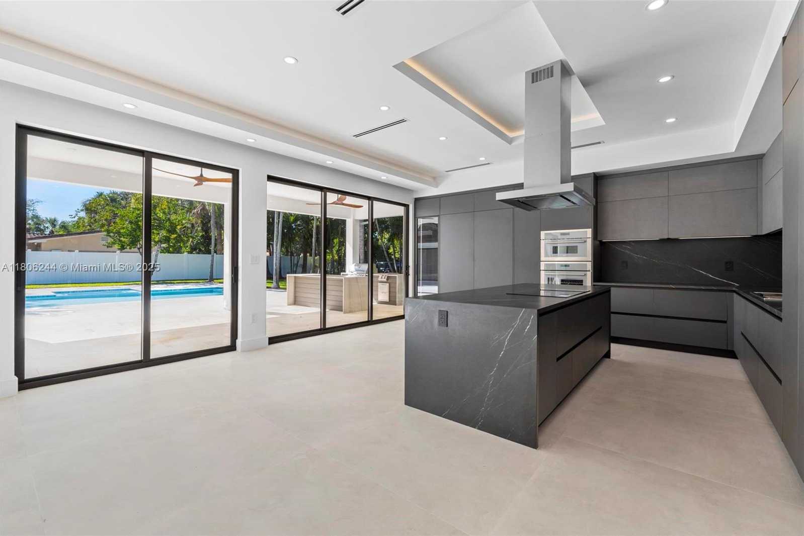 Small Image of 7530 SOUTH WEST 134TH ST, Pinecrest Number 10