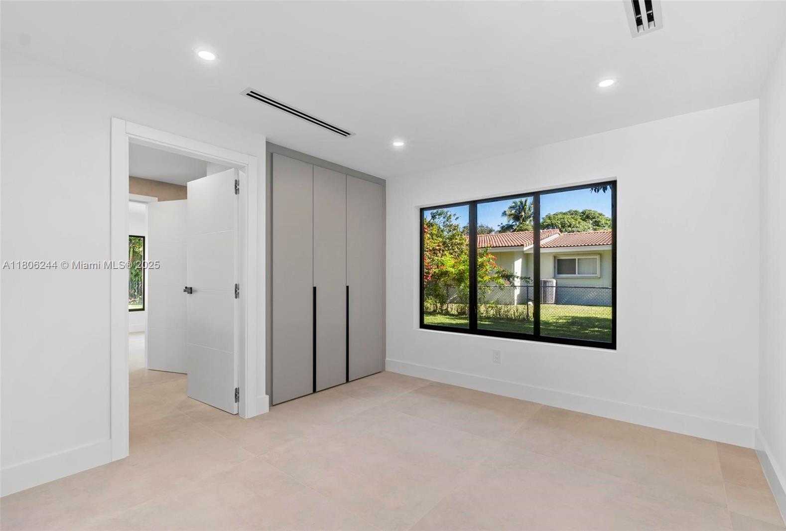 Small Image of 7530 SOUTH WEST 134TH ST, Pinecrest Number 30