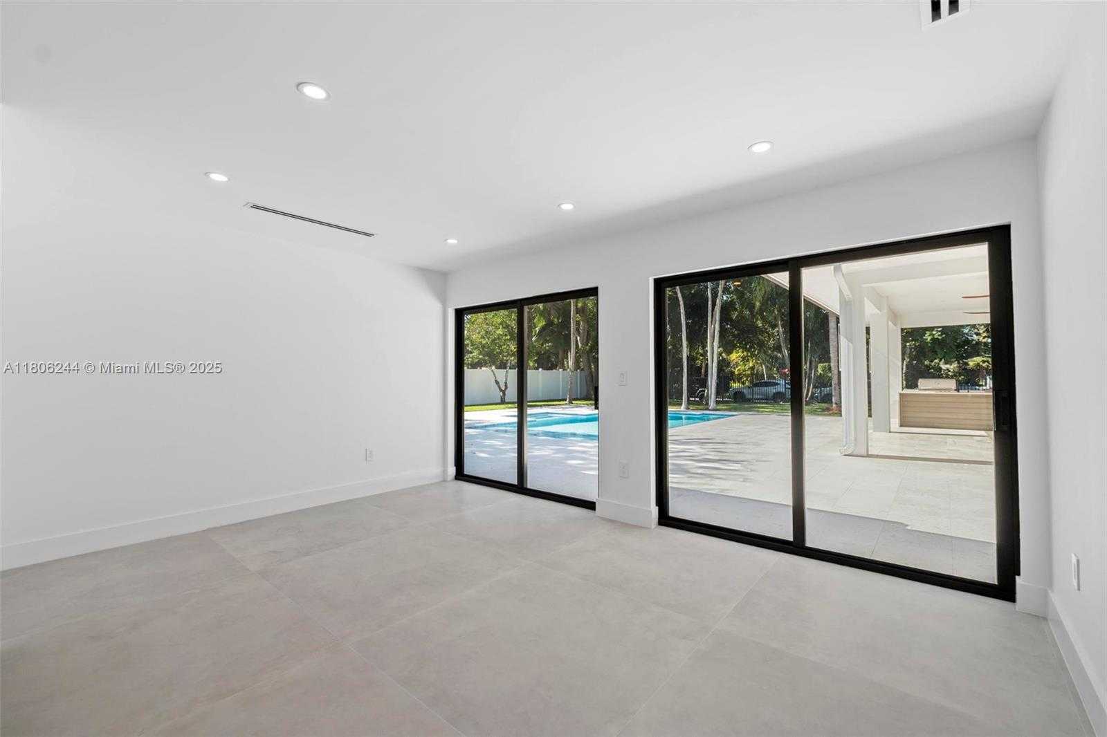 Small Image of 7530 SOUTH WEST 134TH ST, Pinecrest Number 33