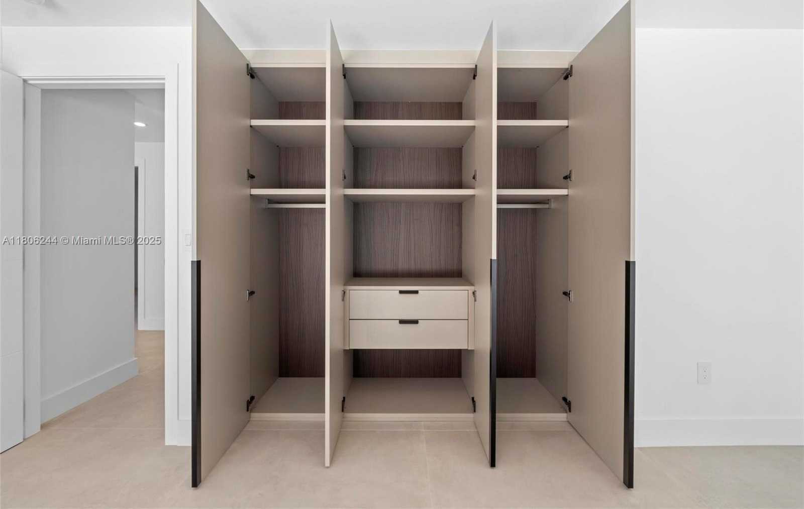 Small Image of 7530 SOUTH WEST 134TH ST, Pinecrest Number 35