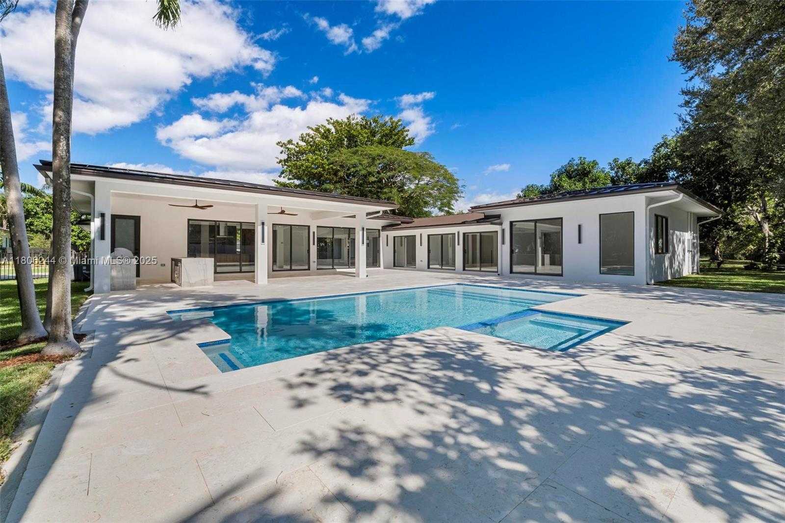 Small Image of 7530 SOUTH WEST 134TH ST, Pinecrest Number 54