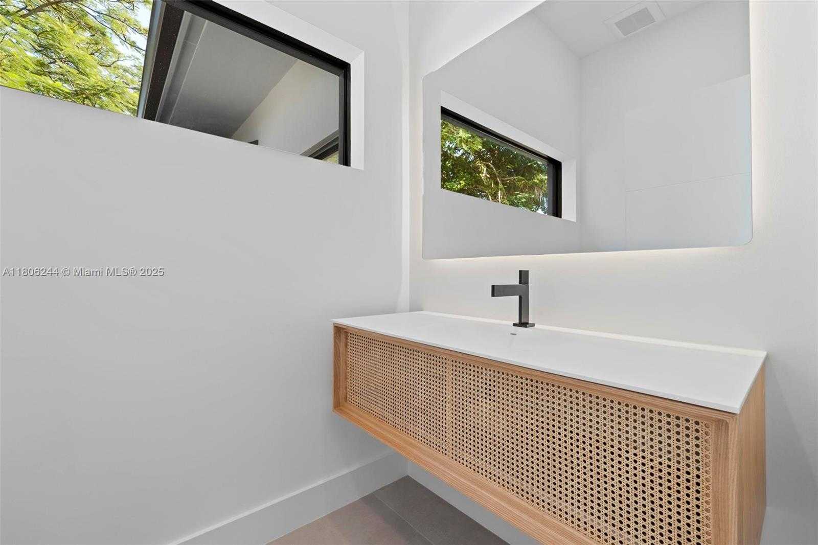 Small Image of 7530 SOUTH WEST 134TH ST, Pinecrest Number 9