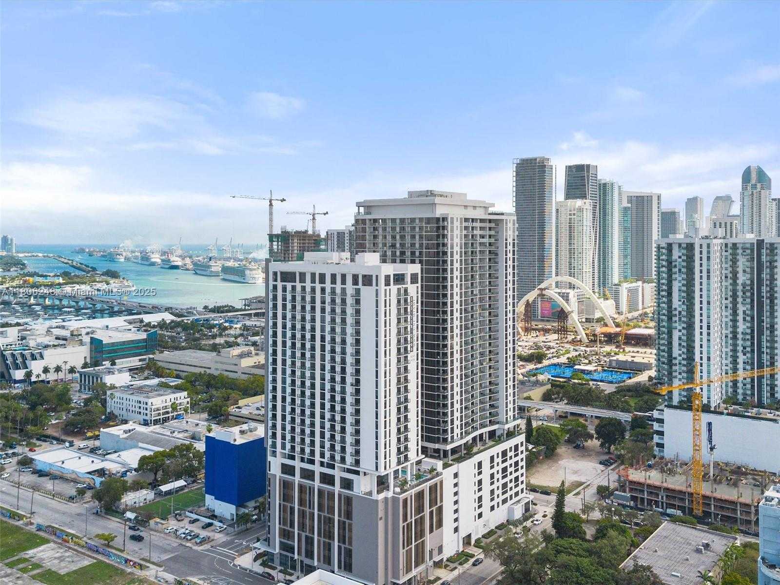 Small Image of 1600 NORTH EAST 1ST AVE #2514, Miami Number 30